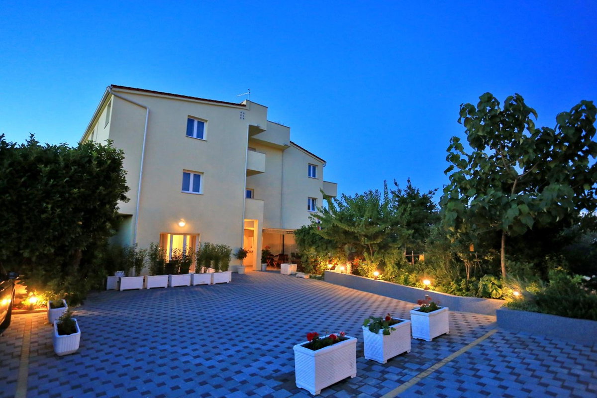 Hotel · Apartments & rooms Stella Adriatica, Murter