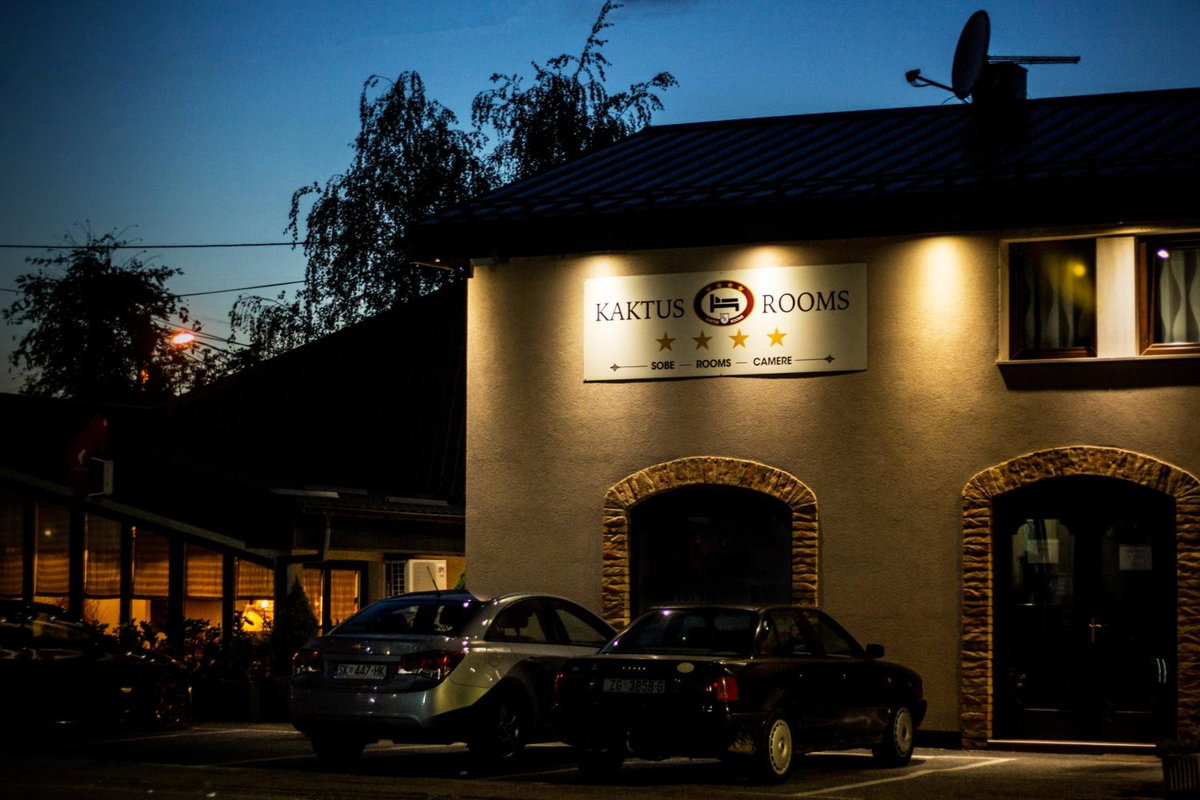 Hôtel · Rooms Kaktus, Velika Gorica