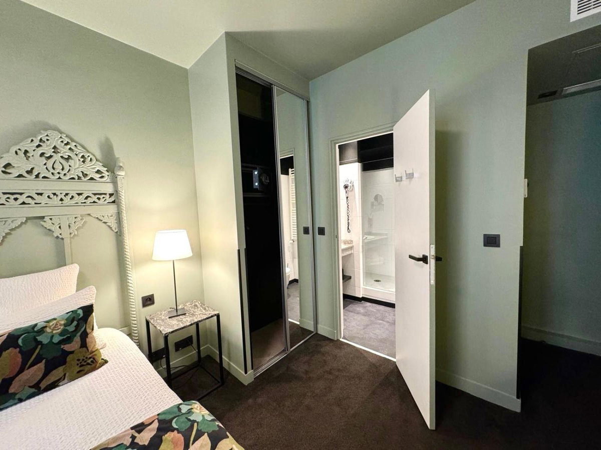 Hotel · Hotel Villa Nicolo - Tour Eiffel, Neuilly-sur-Seine
