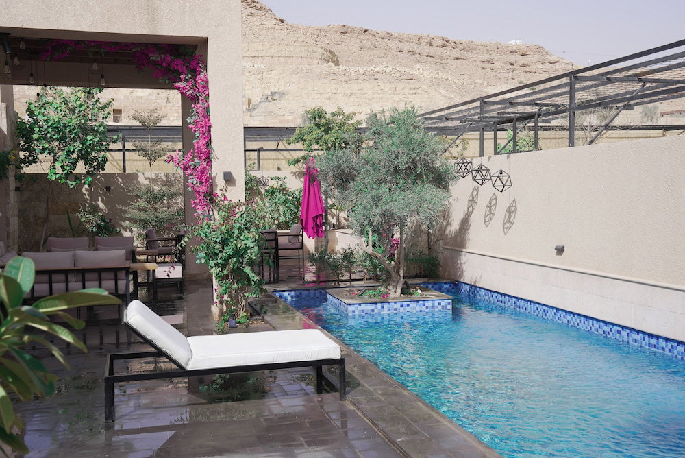 Hotel · Voyage Itlalat Resort, Diryah