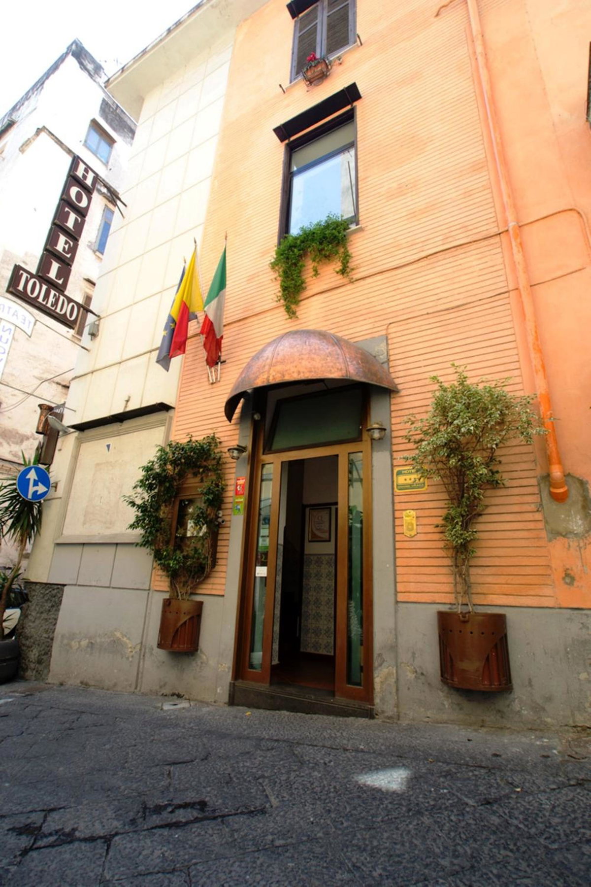 Hotel · Hotel Toledo, Montecalvario