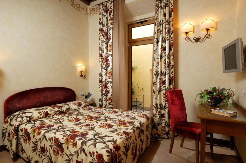 Residenza San Calisto, Rome, Italy
