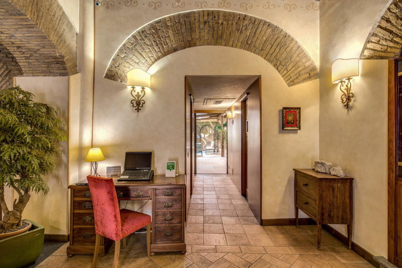 Residenza San Calisto, Rome, Italy
