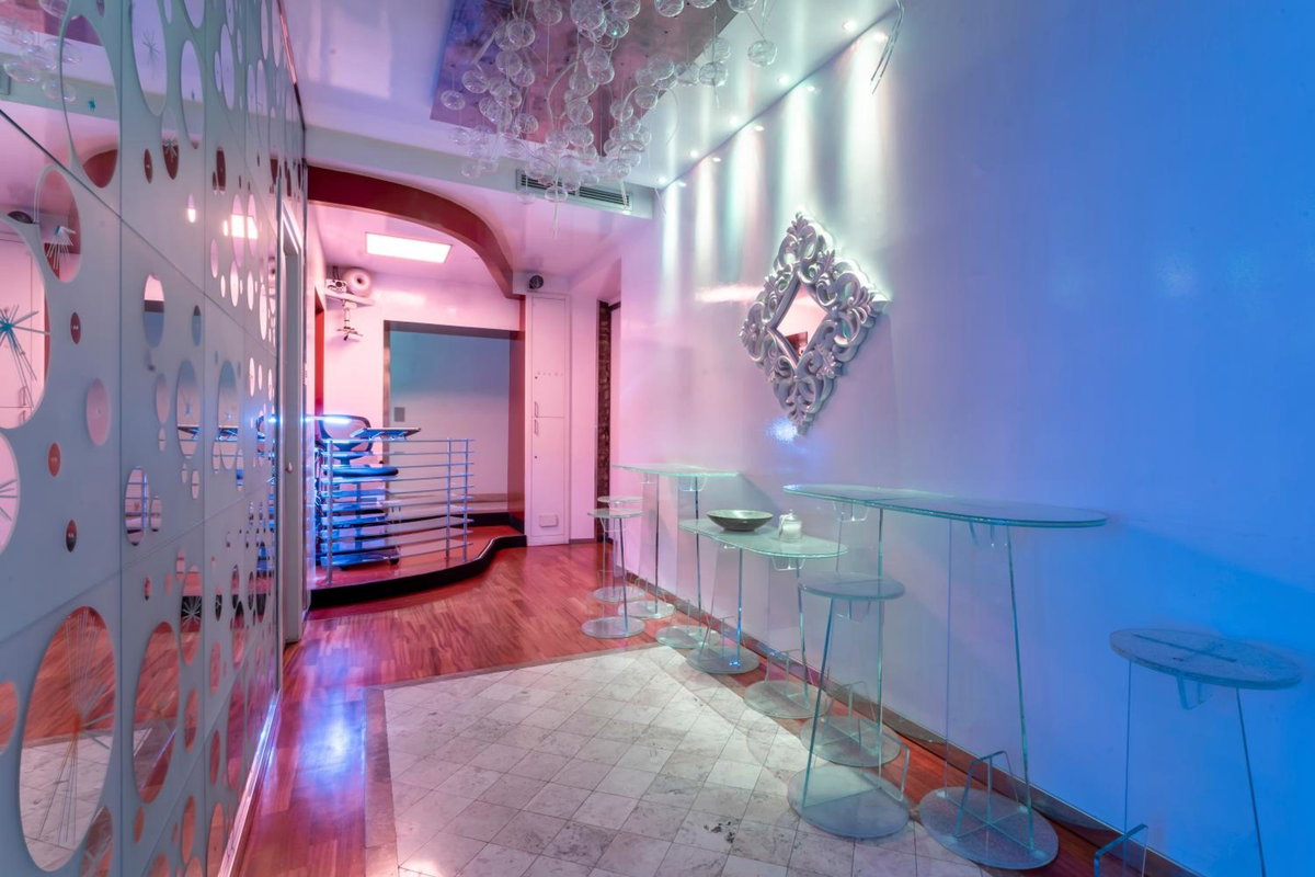 Hotel Trecento, Italy