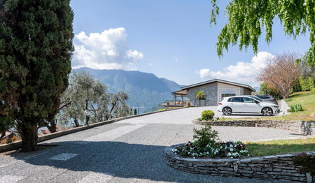 Hotel La Perla, Erba, Italy