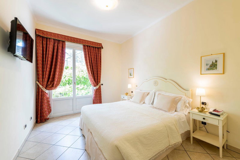 Hotel La Perla, Erba, Italy