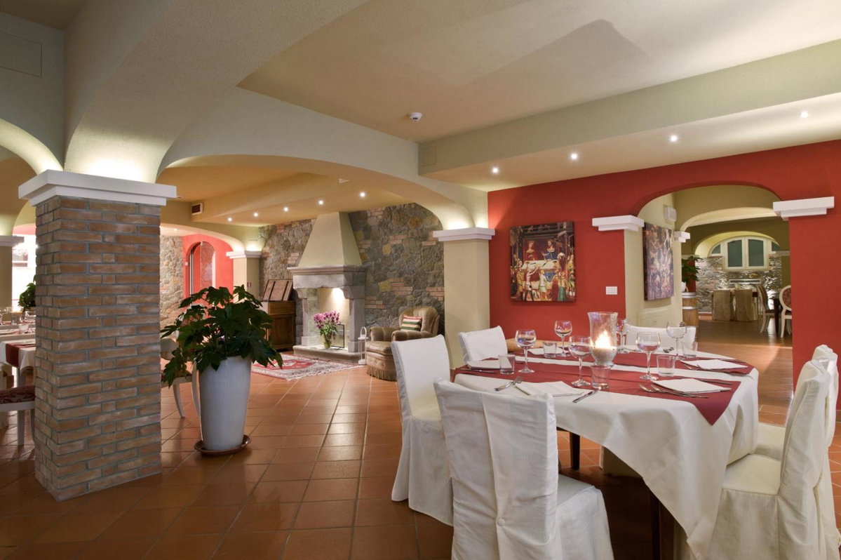 Hotel · Hotel & Restaurant Casolare Le Terre Rosse, Colle Di Val D'Elsa