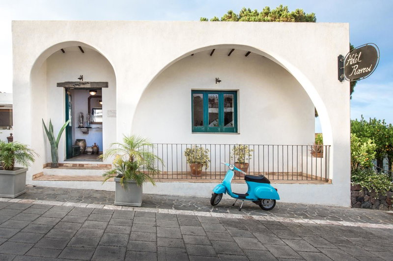 Hotel Ravesi, Malfa, Italy