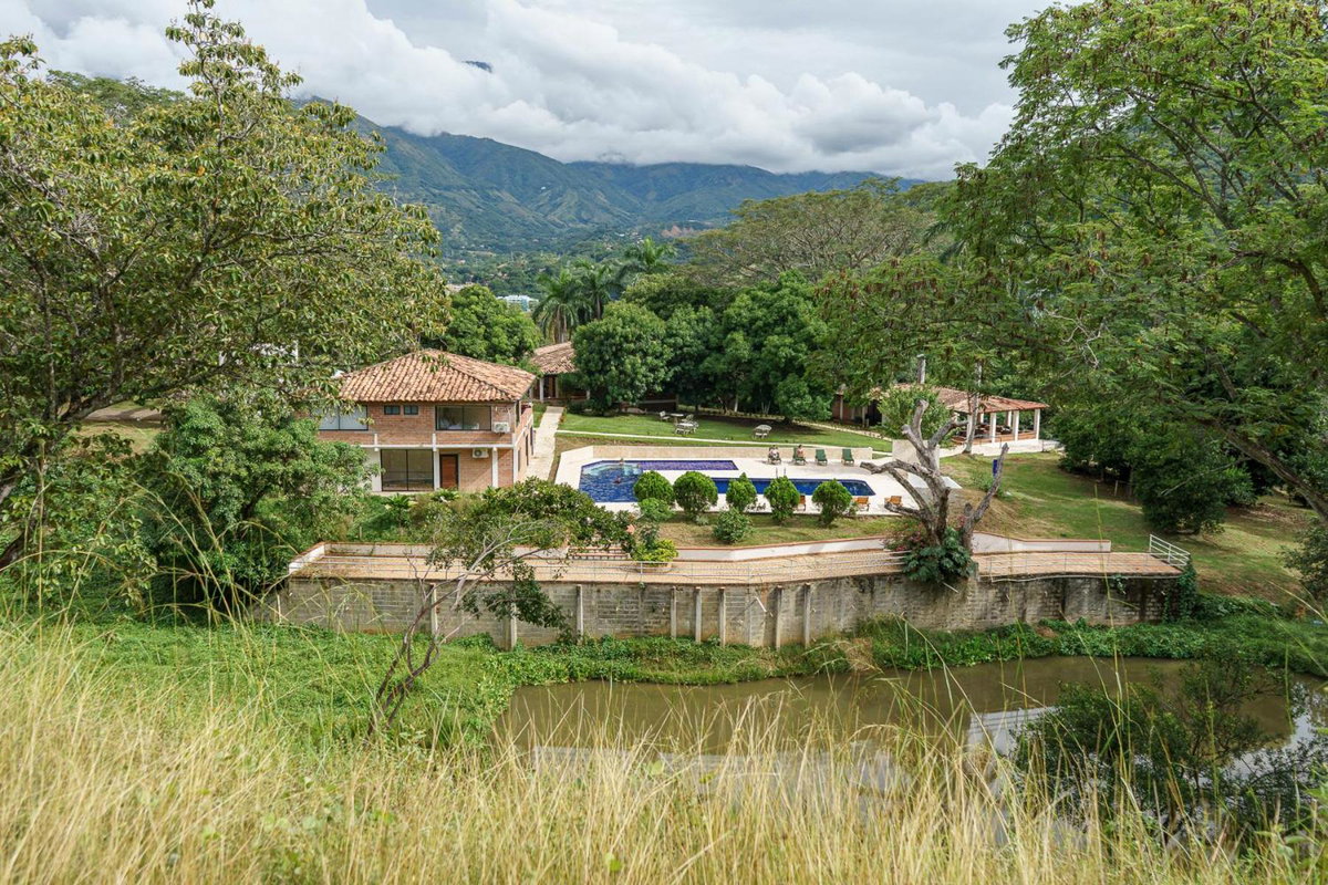 Отель · Tres Lagos Hotel, Santa Fe De Antioquia
