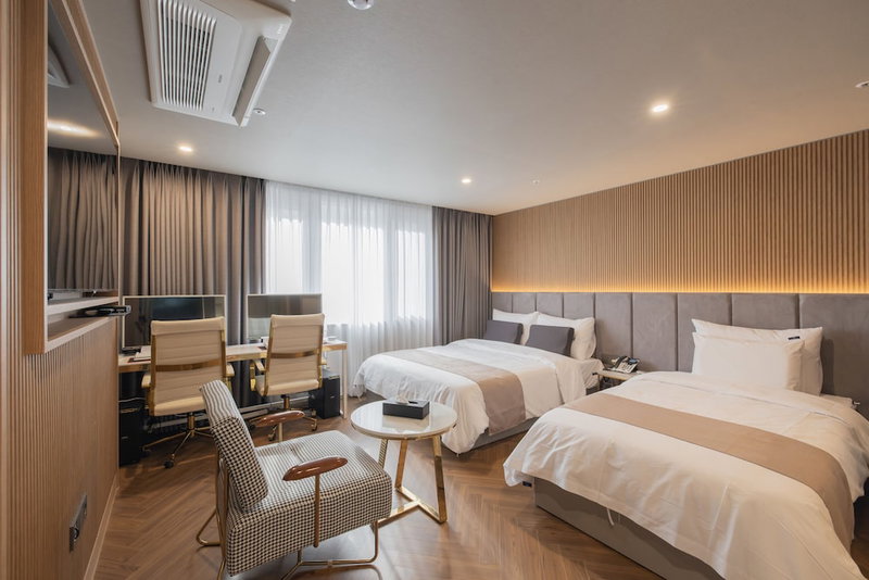 DongRae Denbasta Hotel, Busan, 대한민국