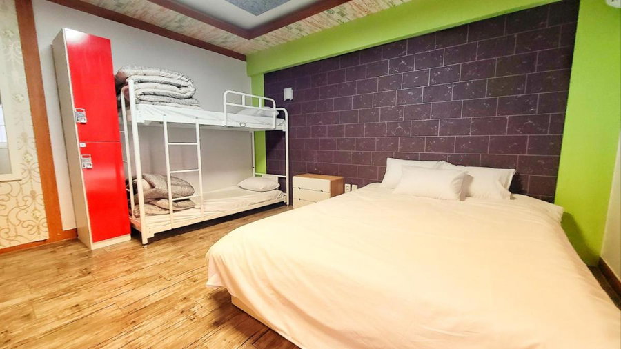 Kimchee Busan Downtown Guesthouse, Busan, 대한민국