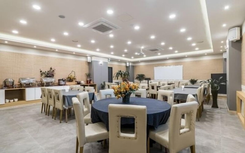 Central Tourist Hotel, Gunpo, 대한민국