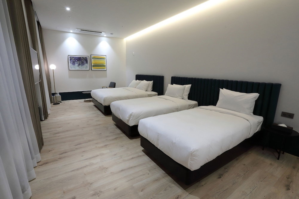 Hotel · Orchid Hotel, Wonju