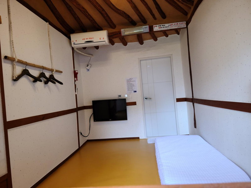 Hanok Raon, Gyeongju, 대한민국