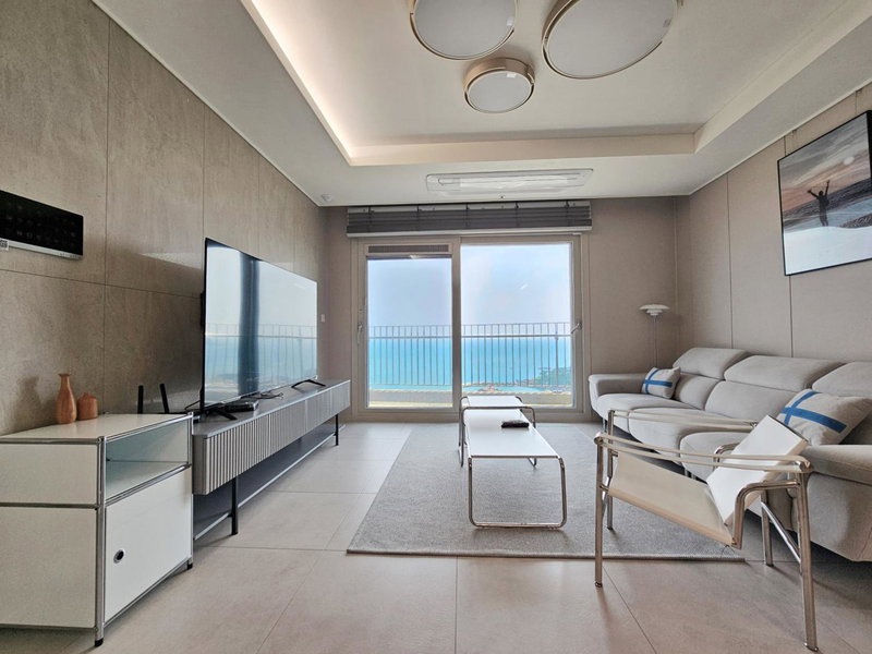 Y COLLECTION by UH FLAT OSIRIA, Gijang, 대한민국