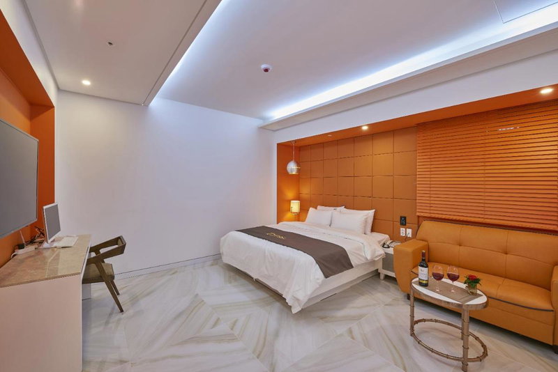 Dubai Hotel, Masan, 대한민국