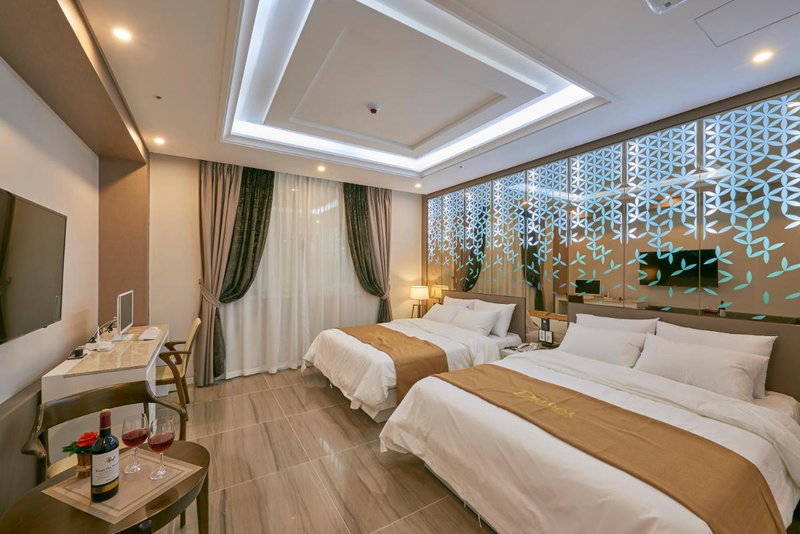 Dubai Hotel, Masan, 대한민국