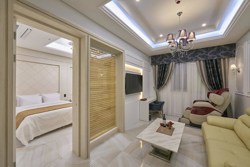 Dubai Hotel, Masan, 대한민국