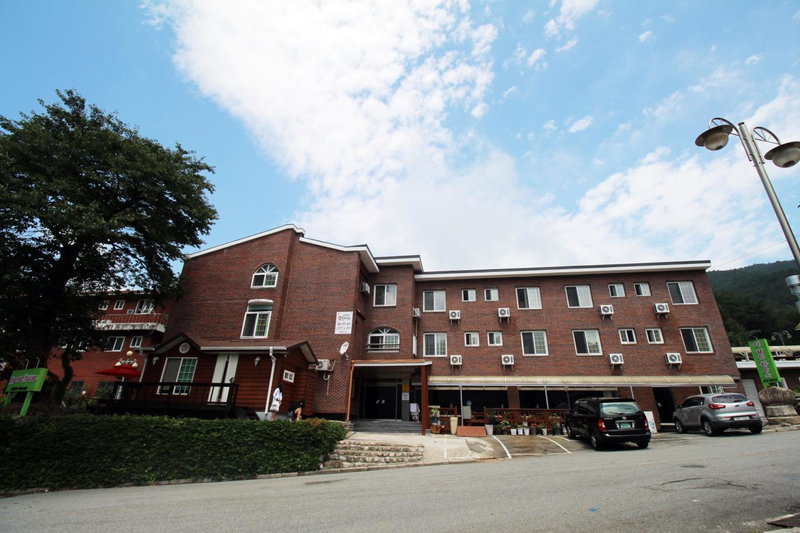 The Red House, Sokcho, 대한민국