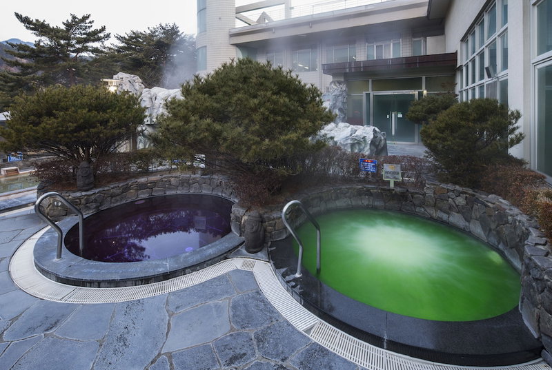 Dukgu Oncheon Condo, Uljin, South Korea