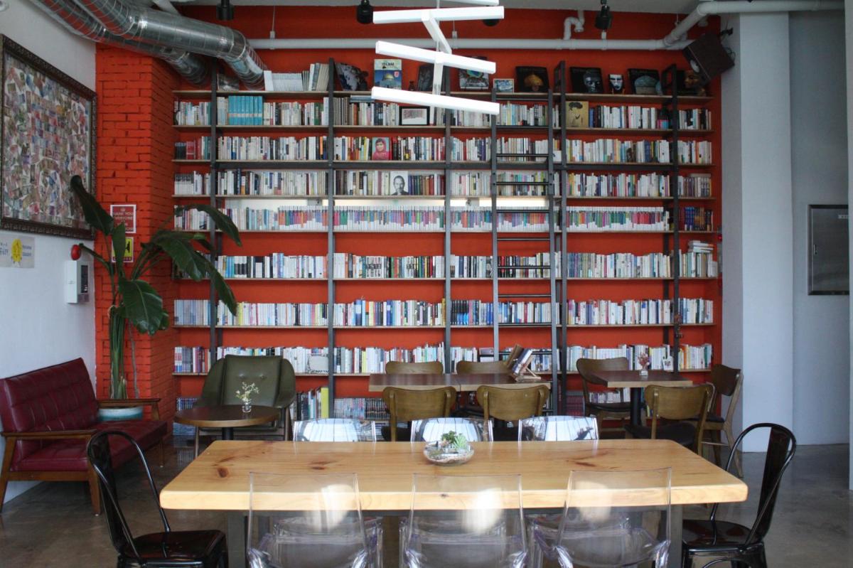 Andong Poong-gyung HOSTEL n LIBRARY, South Korea