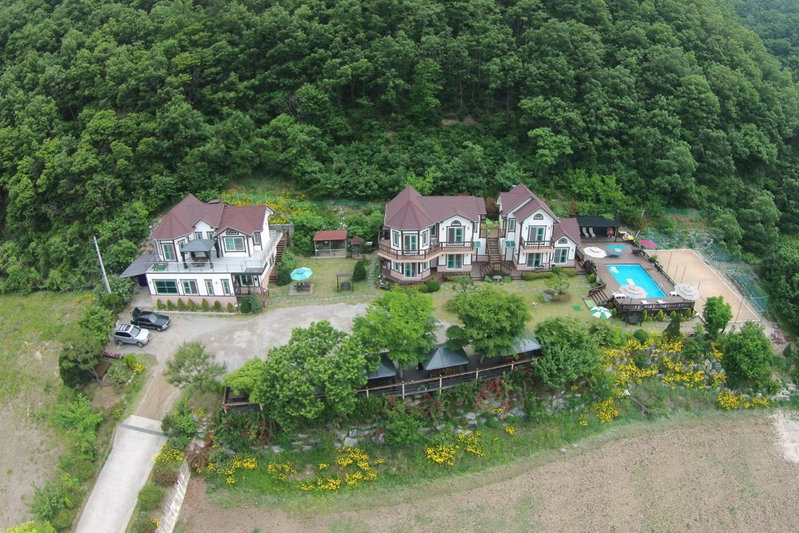 Forest of Color Pension, Hongch'on, 대한민국