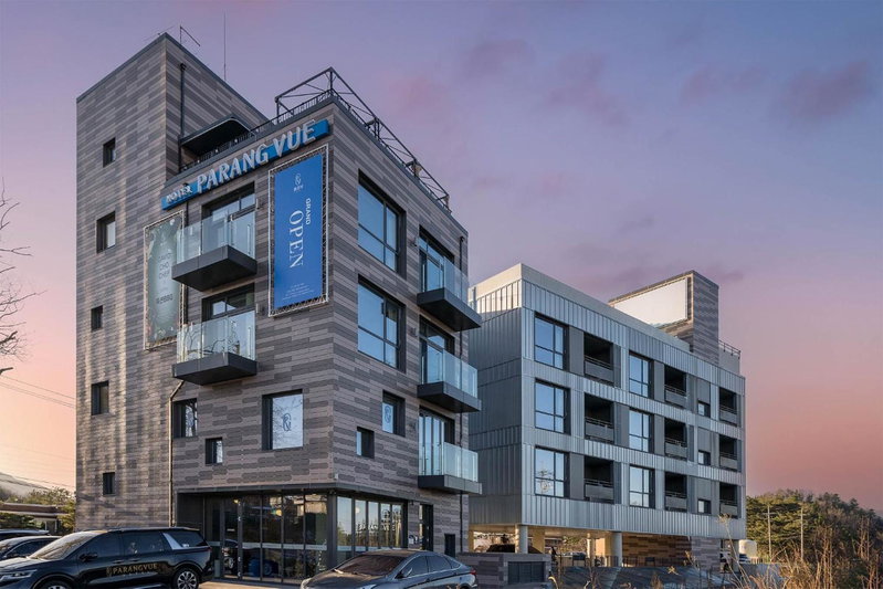 Hotel Parangvue, Kosong, 대한민국