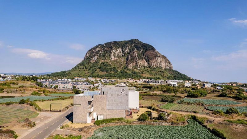 Lucid M, Seogwipo, 대한민국