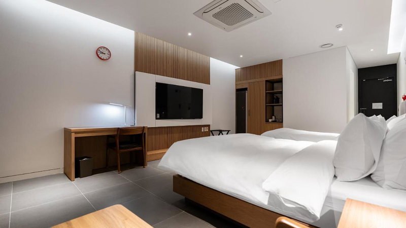 Hotel Schweizer Dorf Cheonan, Cheonan, 대한민국