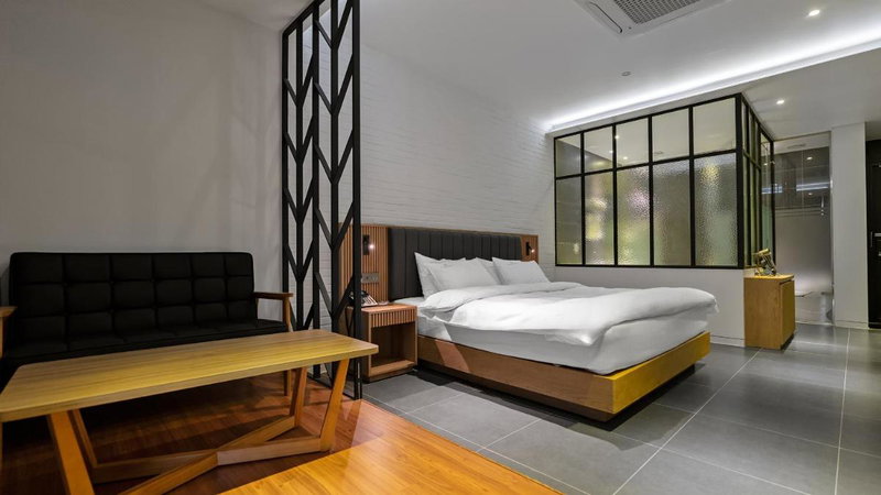 Hotel Schweizer Dorf Cheonan, Cheonan, 대한민국