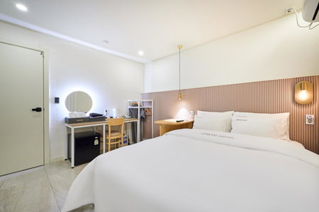 Urban Hotel, Osan, 대한민국