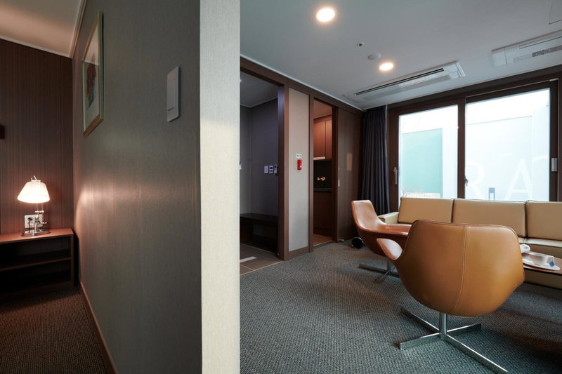 New Raon Stay, Chinju, 대한민국