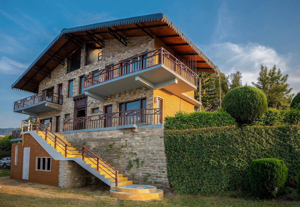 BluSalzz Homes - The Himalayan Bungalow, Almora - Uttarakhand, India
