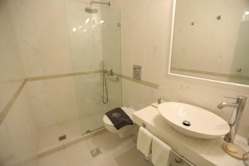The White Suites, Adamas, Greece
