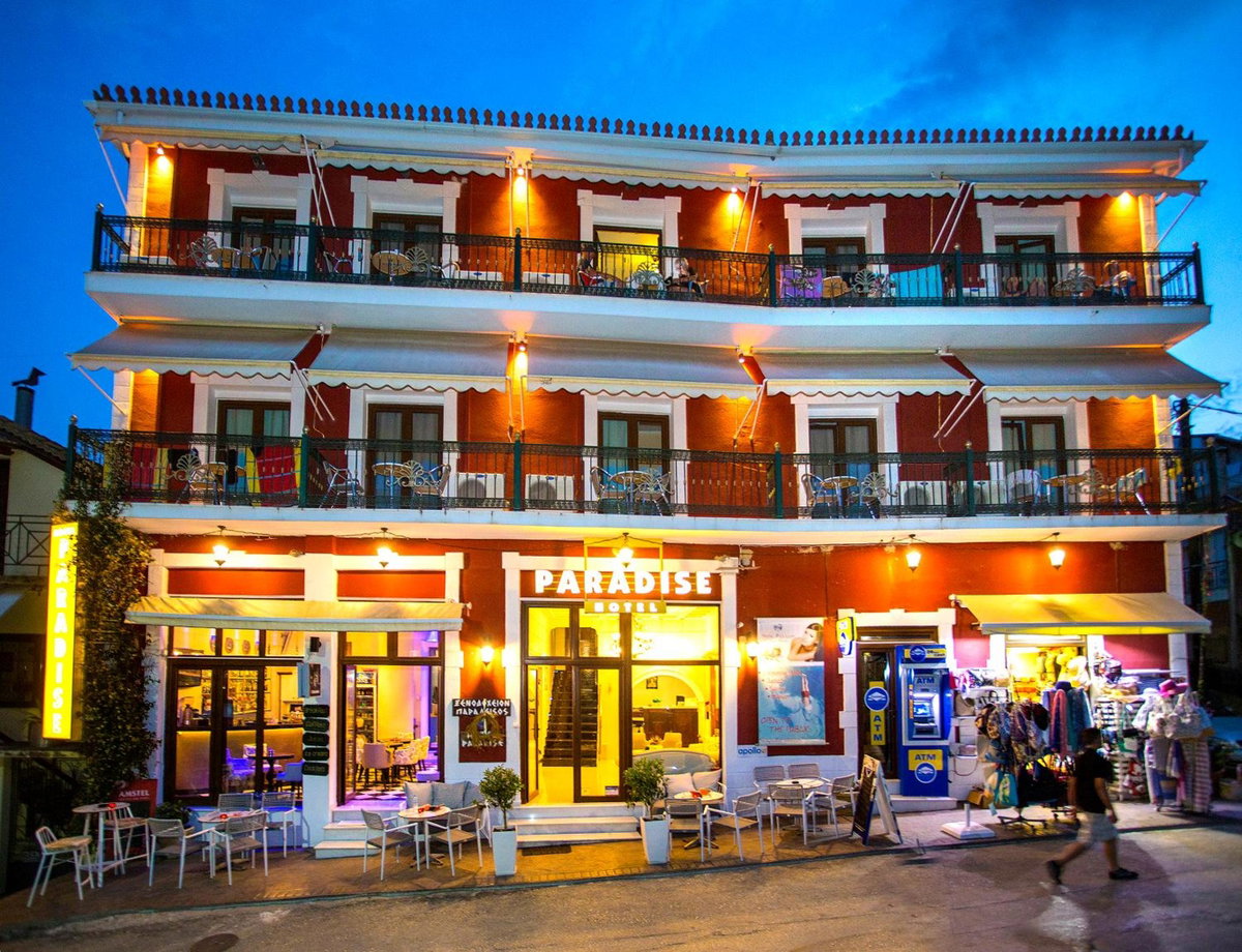 Paradise Hotel, Greece