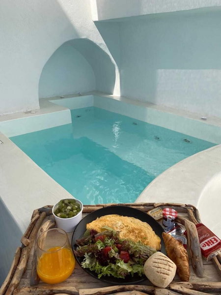 Luxus VIP Suites, Santorini, Greece