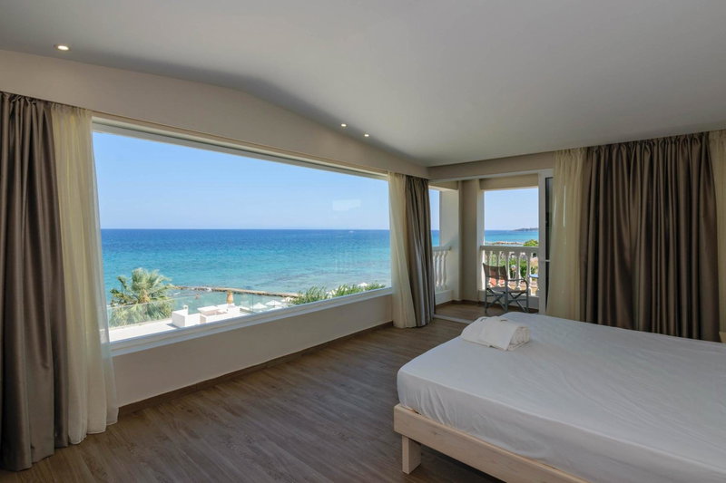 Belussi Beach Hotel & Suites, Kipseli, Greece