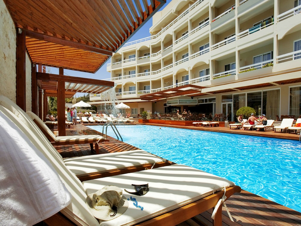 Athineon Hotel, Greece