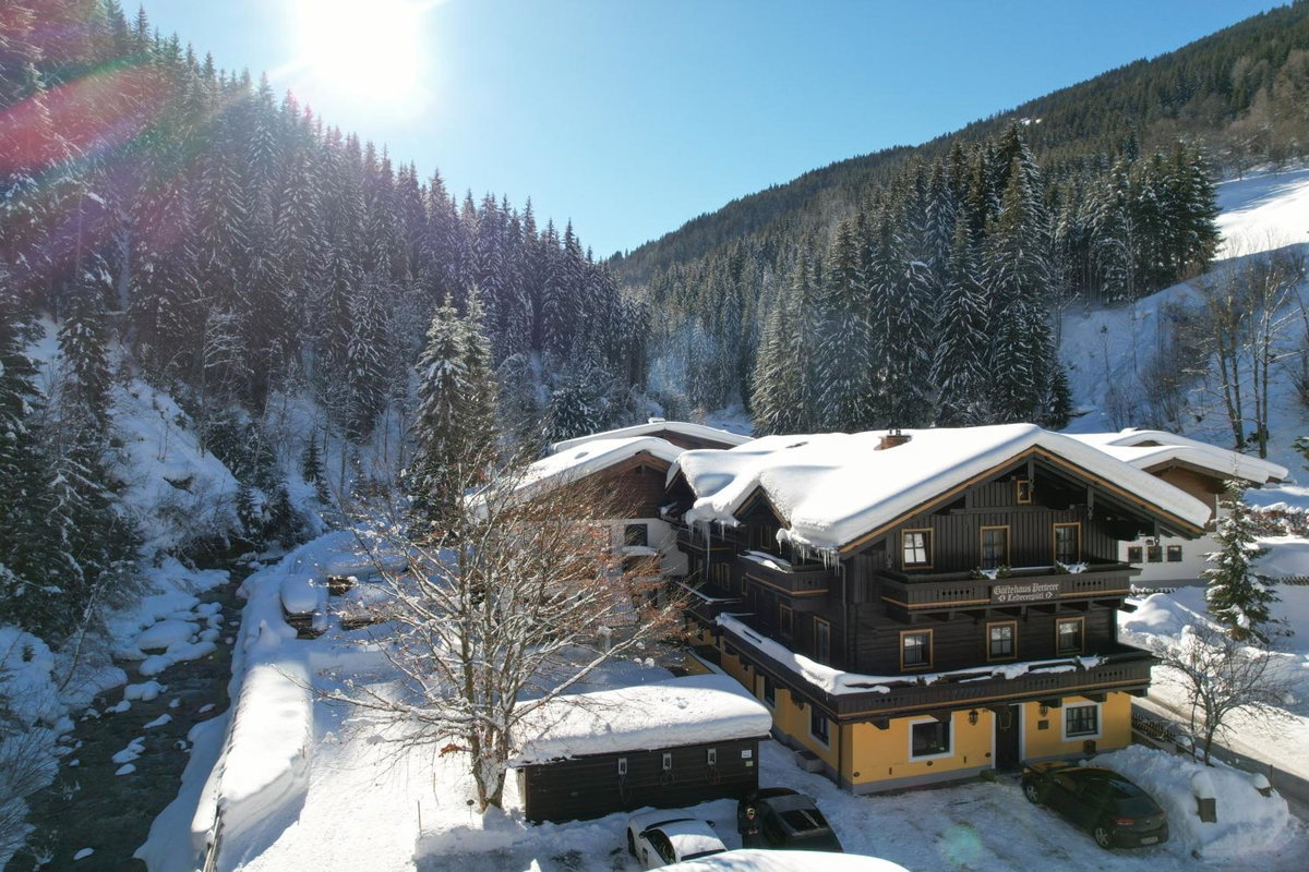 Hotel · Pension Lederergütl - Jokercard & Parkplatz inkl, Saalfelden Am Steinernen Meer