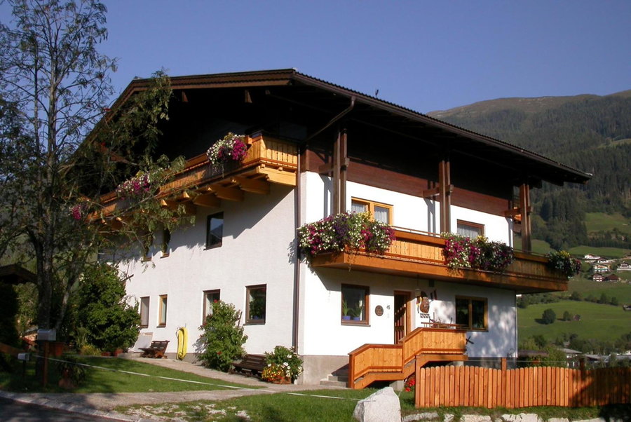 Pension Kristall, Bramberg am Wildkogel, Austria
