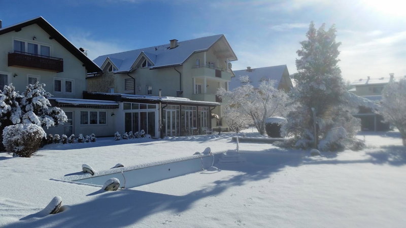 Hotel Villa Flora, Villach, Austria