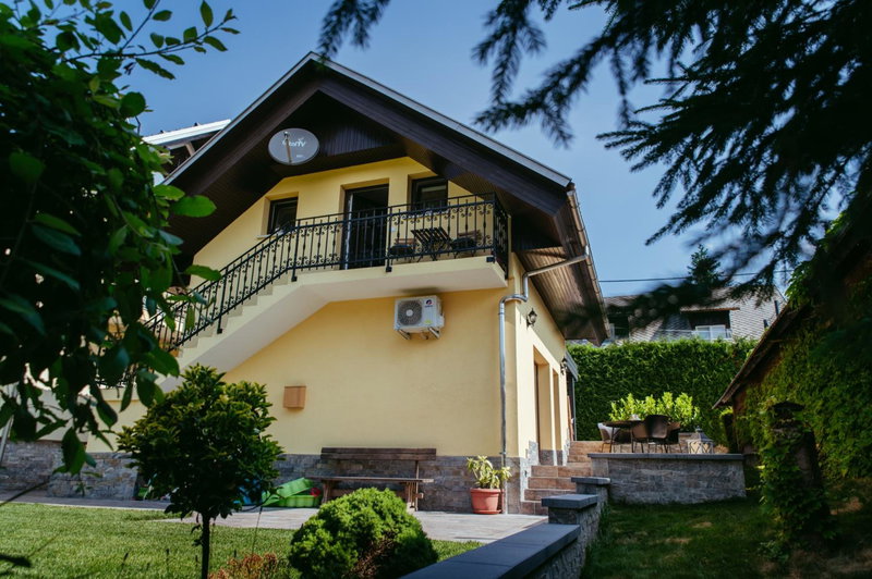 Apartment Oddih with terrace and private SAUNA, Kranj, Slovenia