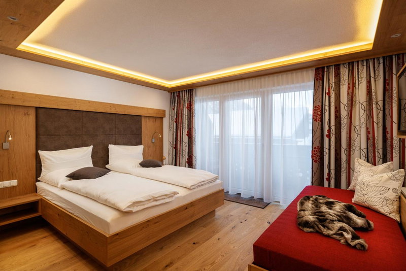 Dorfstube, Holzgau, Austria