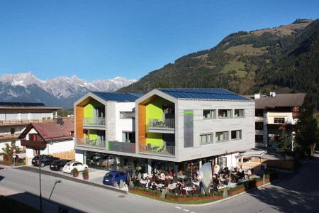 die dorfvilla - ALLES ANDERS, Saalfelden am Steinernen Meer, Austria