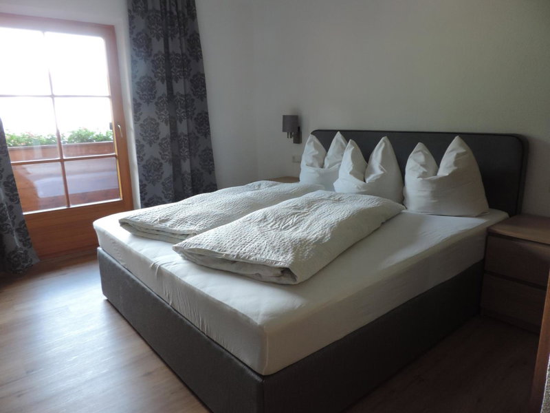 Pension Burgschroffen, Fendels, Austria