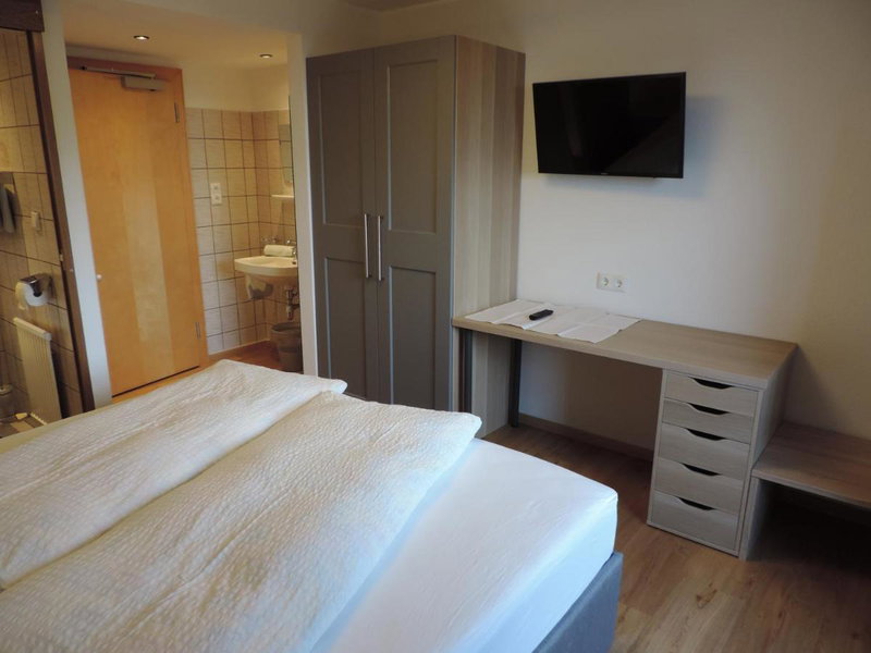 Pension Burgschroffen, Fendels, Austria