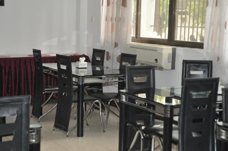 Hotel de Mag Deluxe, Dar es Salaam, Tanzania
