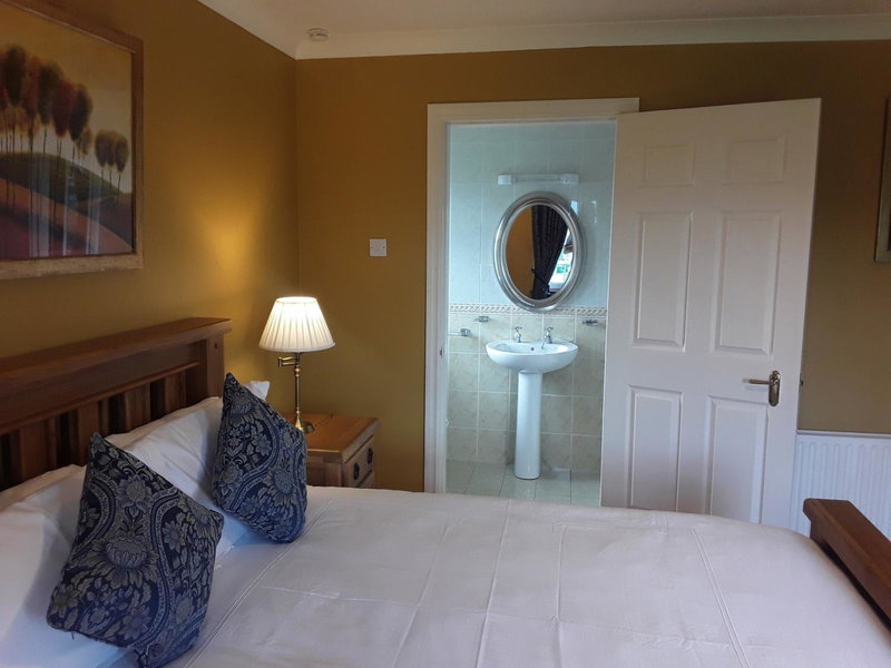 Doonard Manor B&B, Galway, Ireland