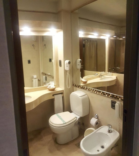 Hotel Viñas del Sol, Santa Lucia, Argentina