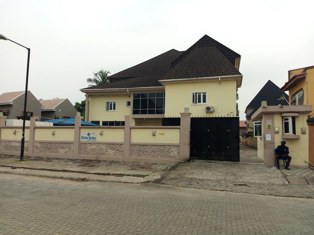 Отель · Eliata Hotel & Suites, Makoko